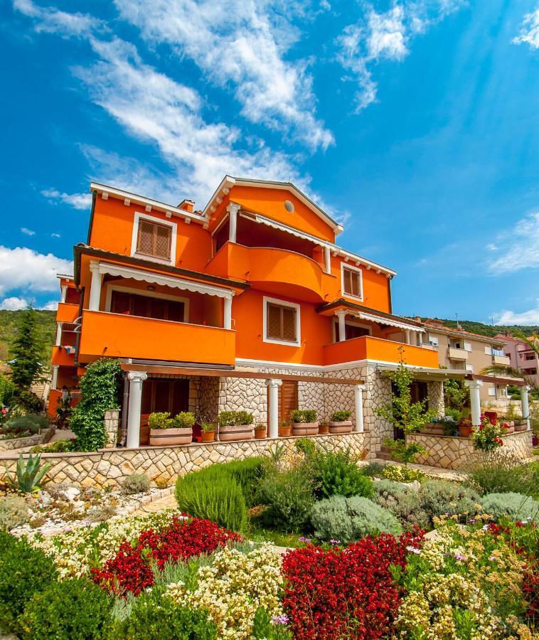 Villa Magnolija Cres Exterior photo
